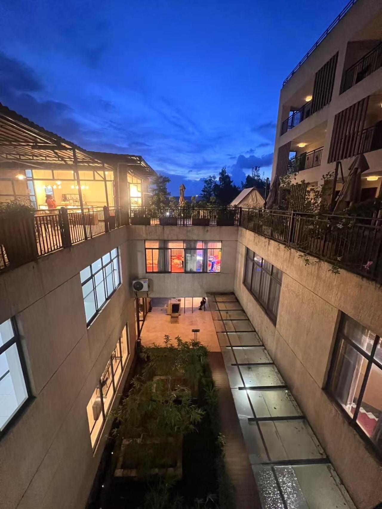Dmall Hotel Kigali Exterior foto